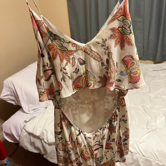 Floral romper - Picture 2 of 2